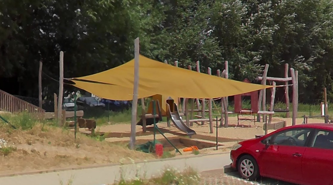 Stín na hřišti není projekt na hlasování